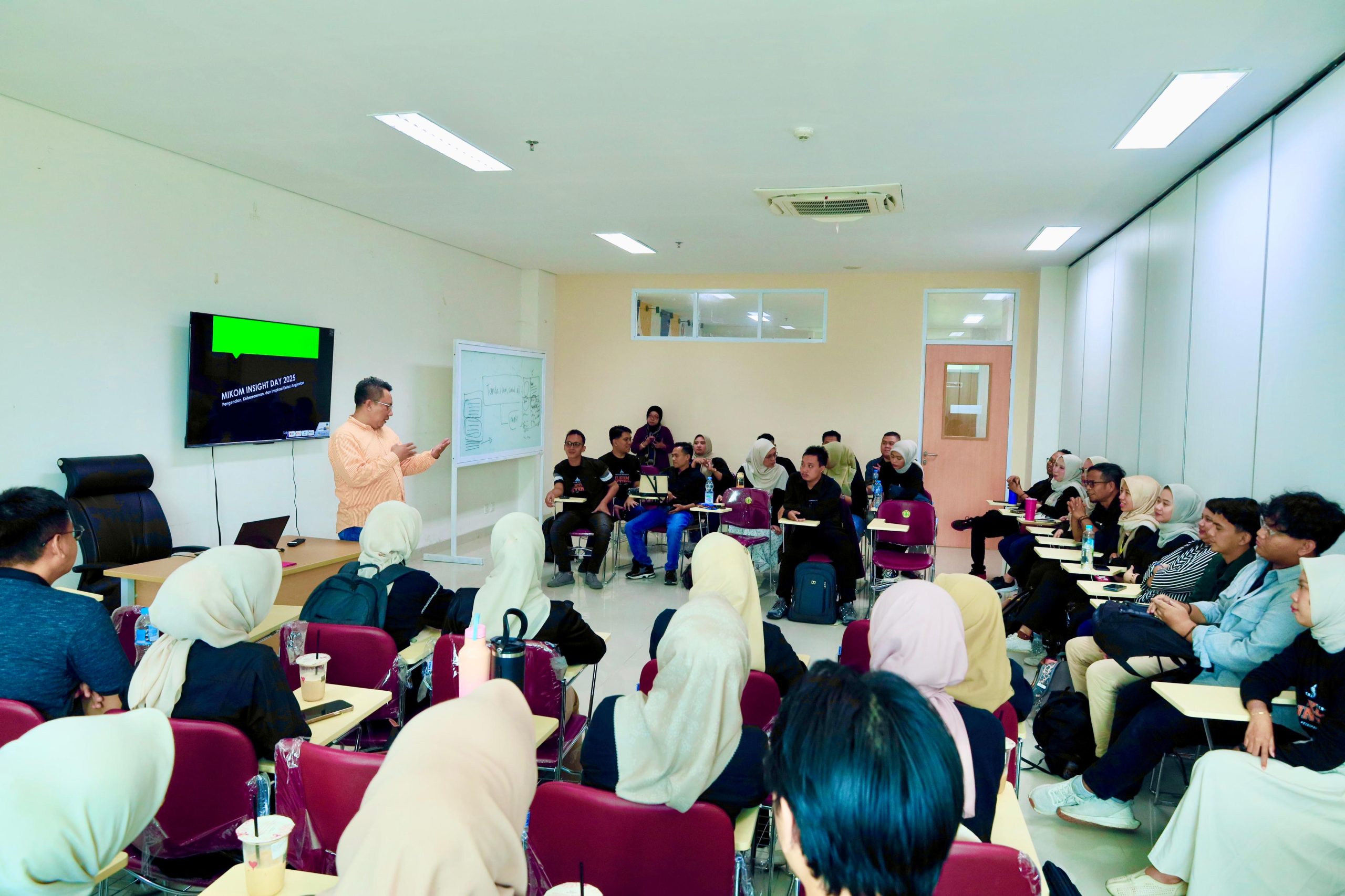 Mikom Insight Day 2025, Jembatan Kebersamaan Lintas Angkatan Magister Ilmu Komunikasi Untirta